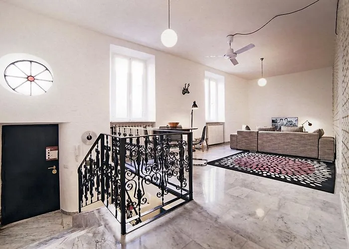 Trasteverehome - Elegant Near Farnesina Vakantiehuis