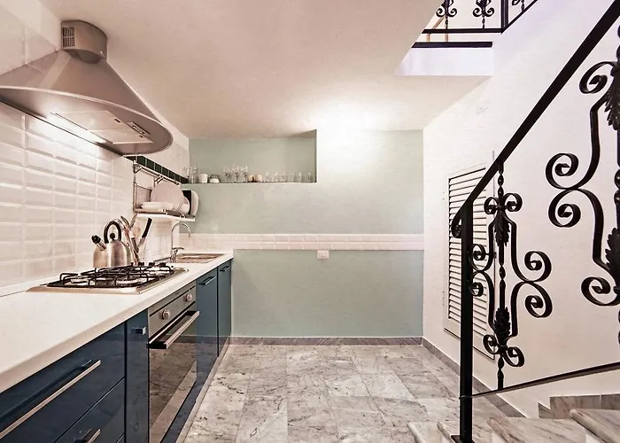 Trasteverehome - Elegant Near Farnesina Vakantiehuis *